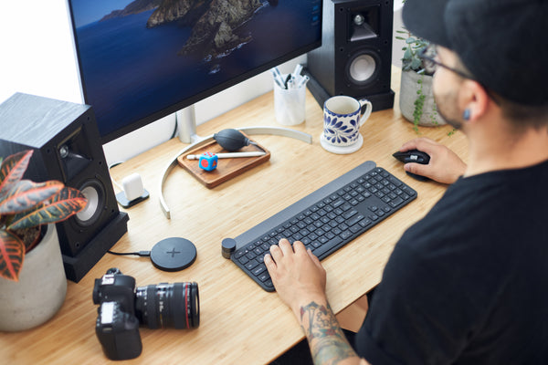 Office Workers using Kickdopa